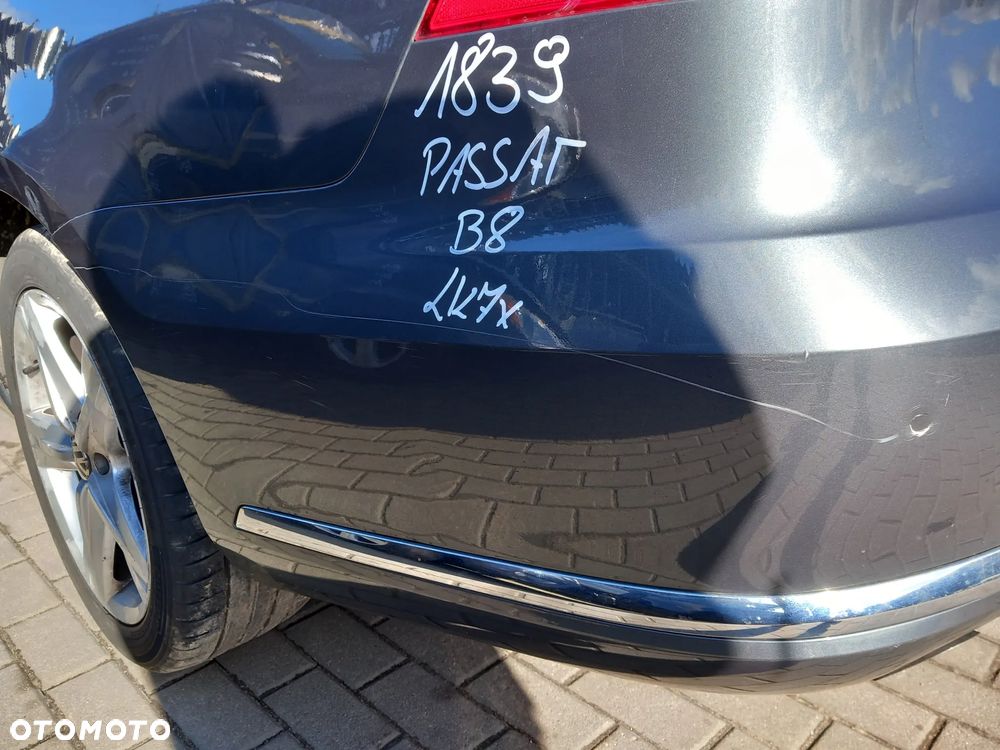 VW PASSAT B7 ZDERZAK TYLNY TYŁ SEDAN PARKTORNIC KOLOR: LK7X - 12