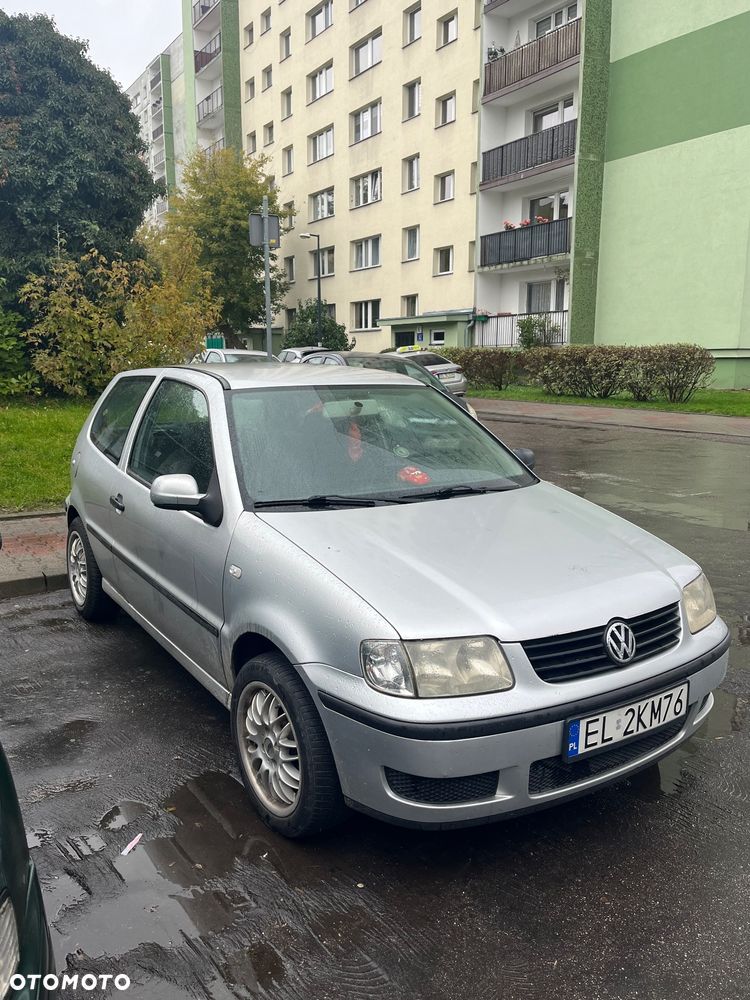 Volkswagen Polo 1.4 Basis - 1