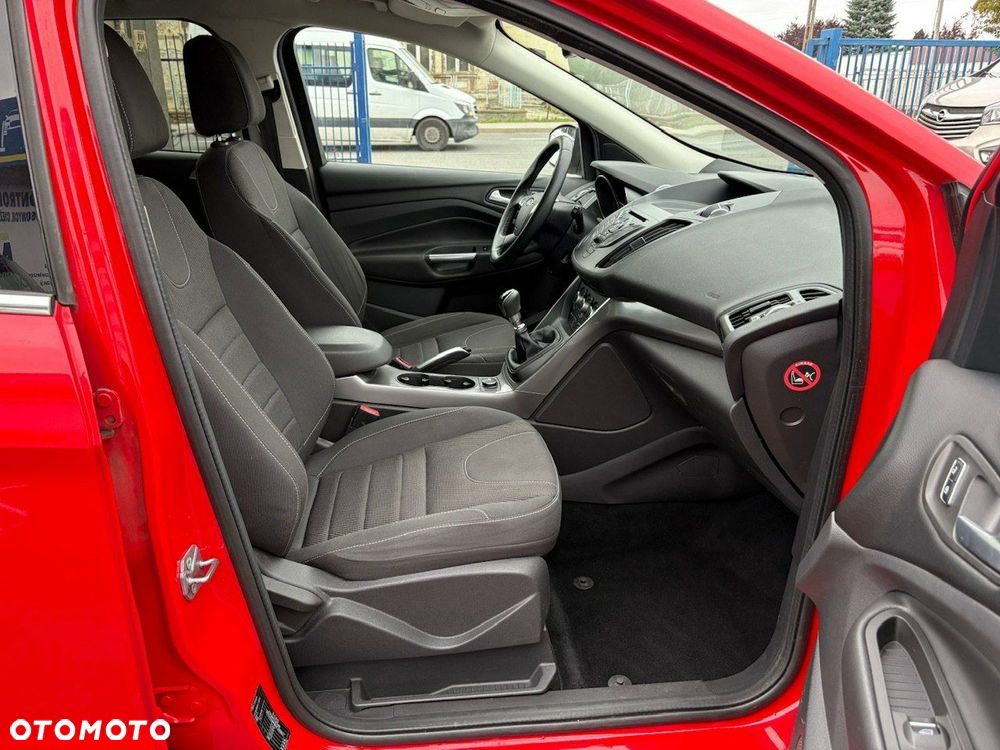 Ford Kuga 1.5 EcoBoost 2x4 Cool & Connect - 25