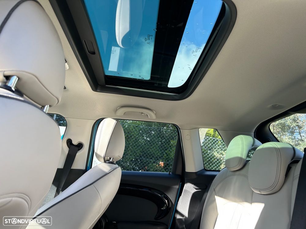 MINI 5 Portas Cooper SD Auto Desportiva - 3