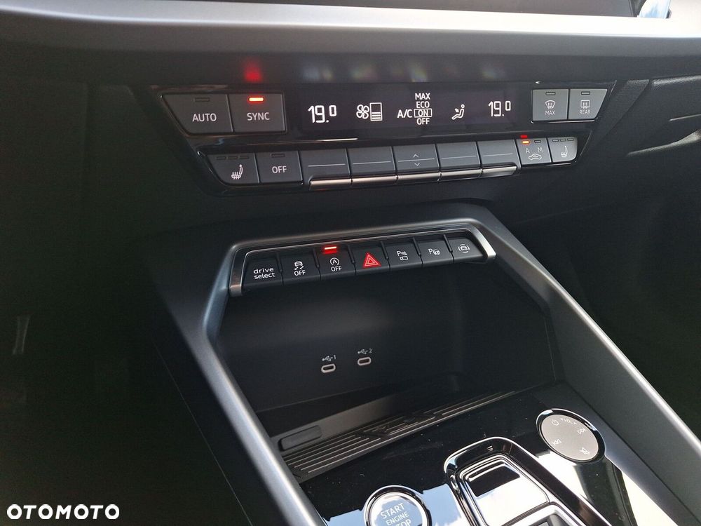 Audi A3 Sportback - 15