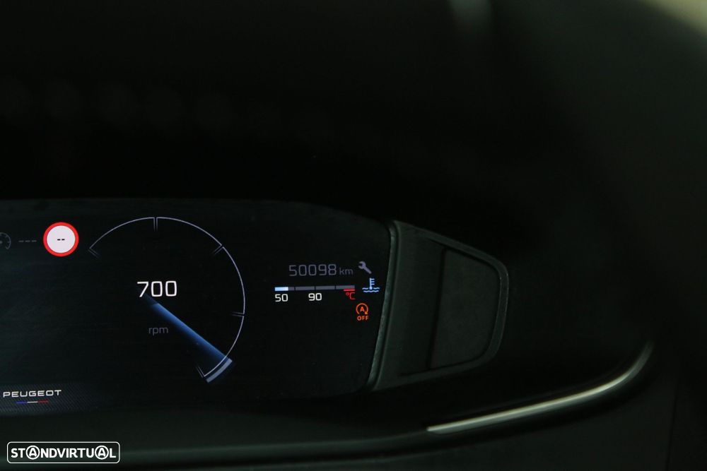 Peugeot 2008 1.2 PureTech Allure - 20