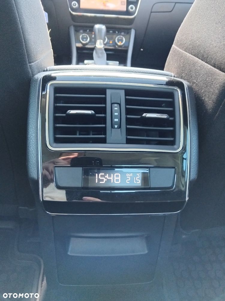 Skoda Superb 1.5 TSI Style DSG - 17