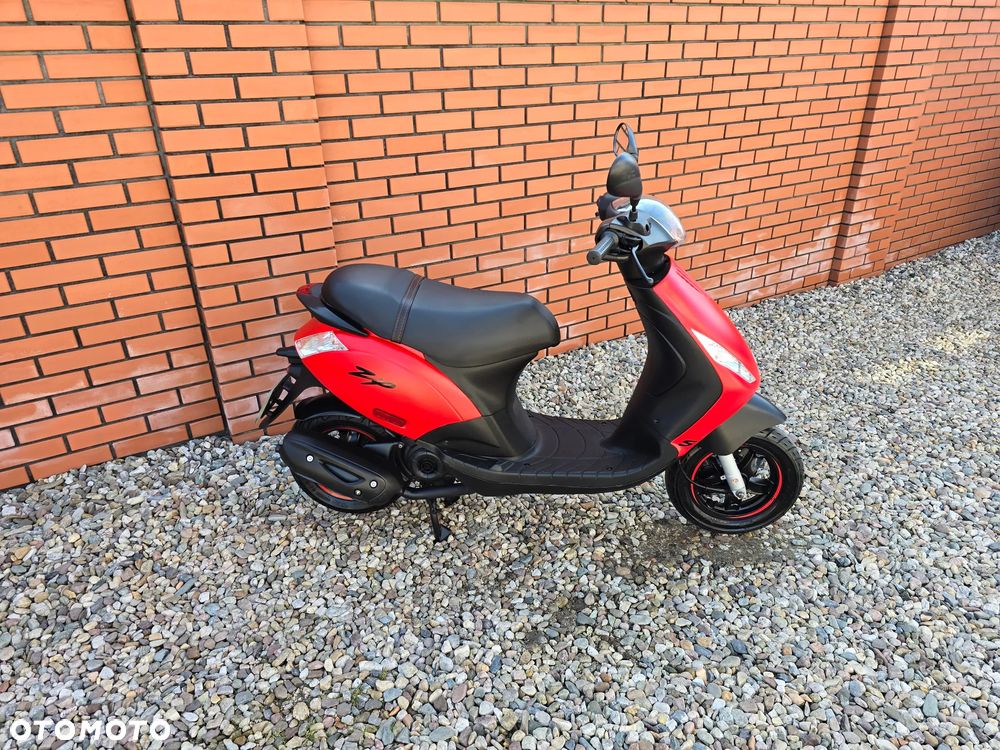Piaggio ZIP - 4