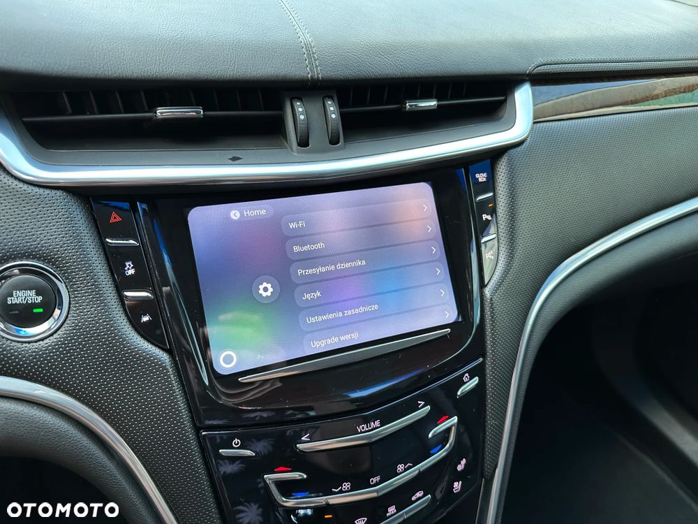Cadillac XTS - 14