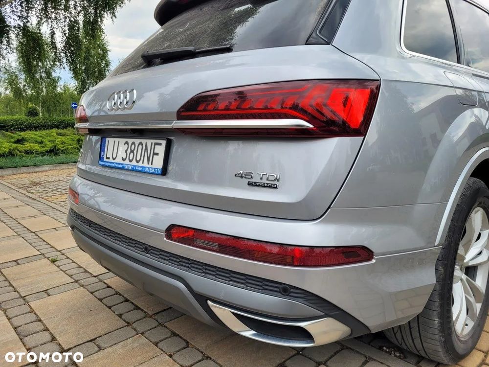 Audi Q7 - 36