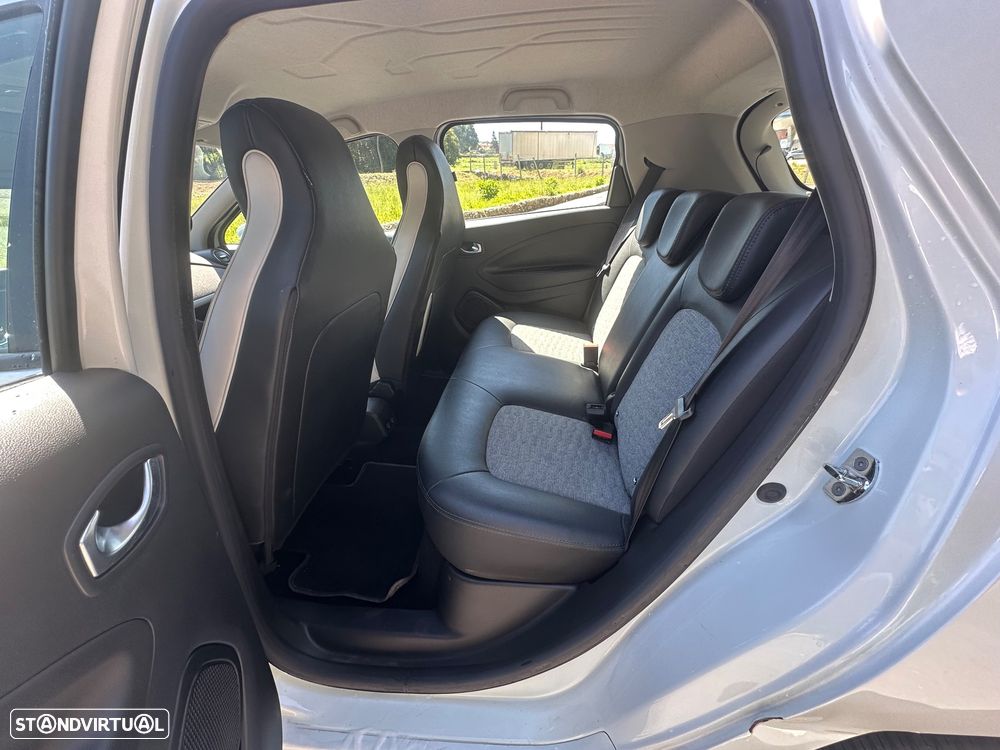Renault Zoe (c/ Bateria) EV50 135hp Techno - 17