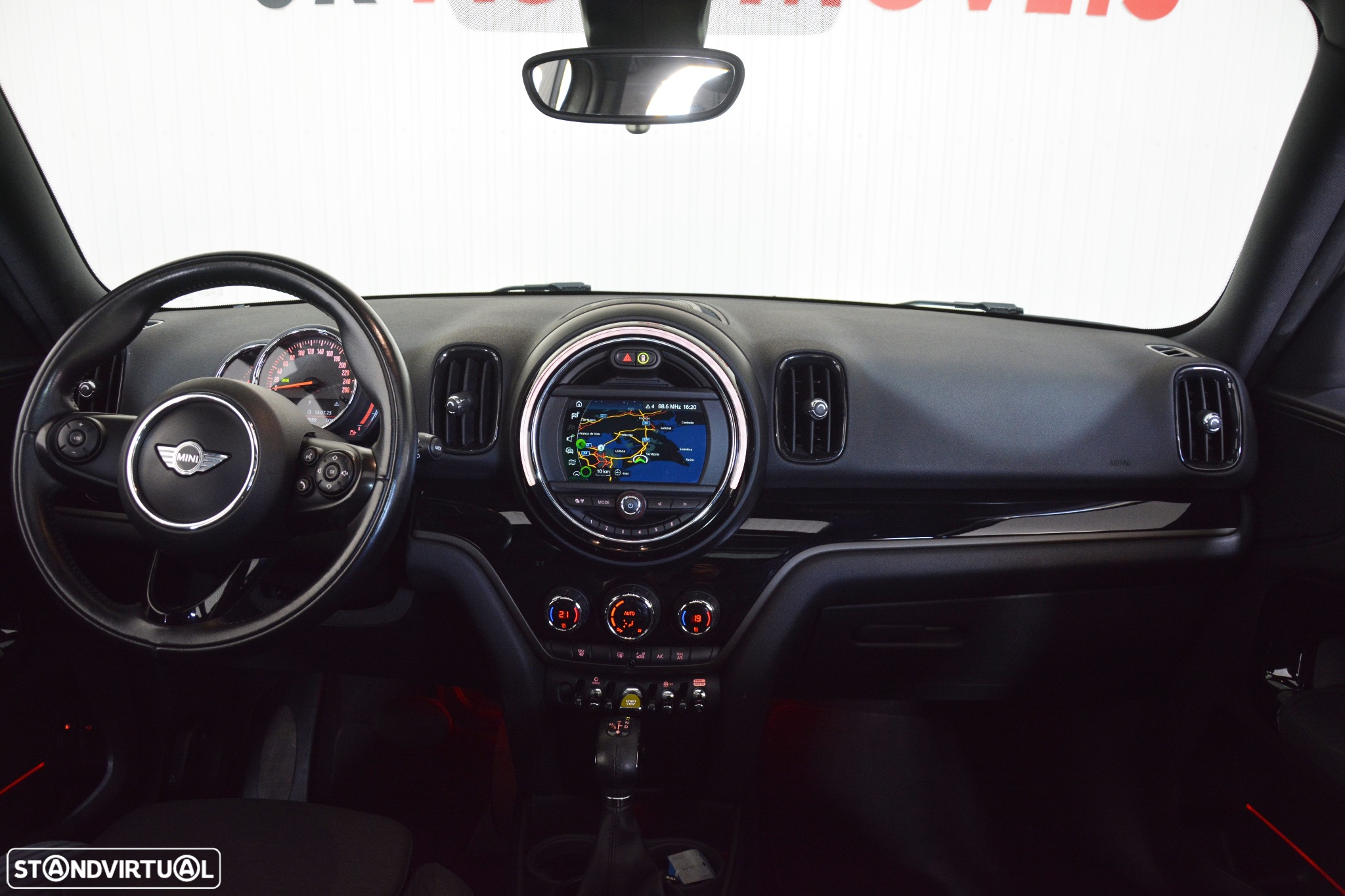 MINI Countryman Cooper SE ALL4 Auto - 22