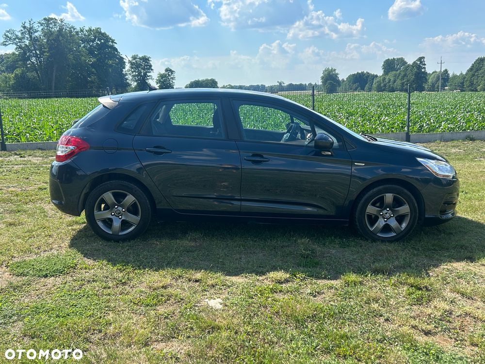 Citroën C4 HDi 90 Attraction - 11