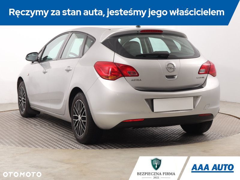 Opel Astra - 5