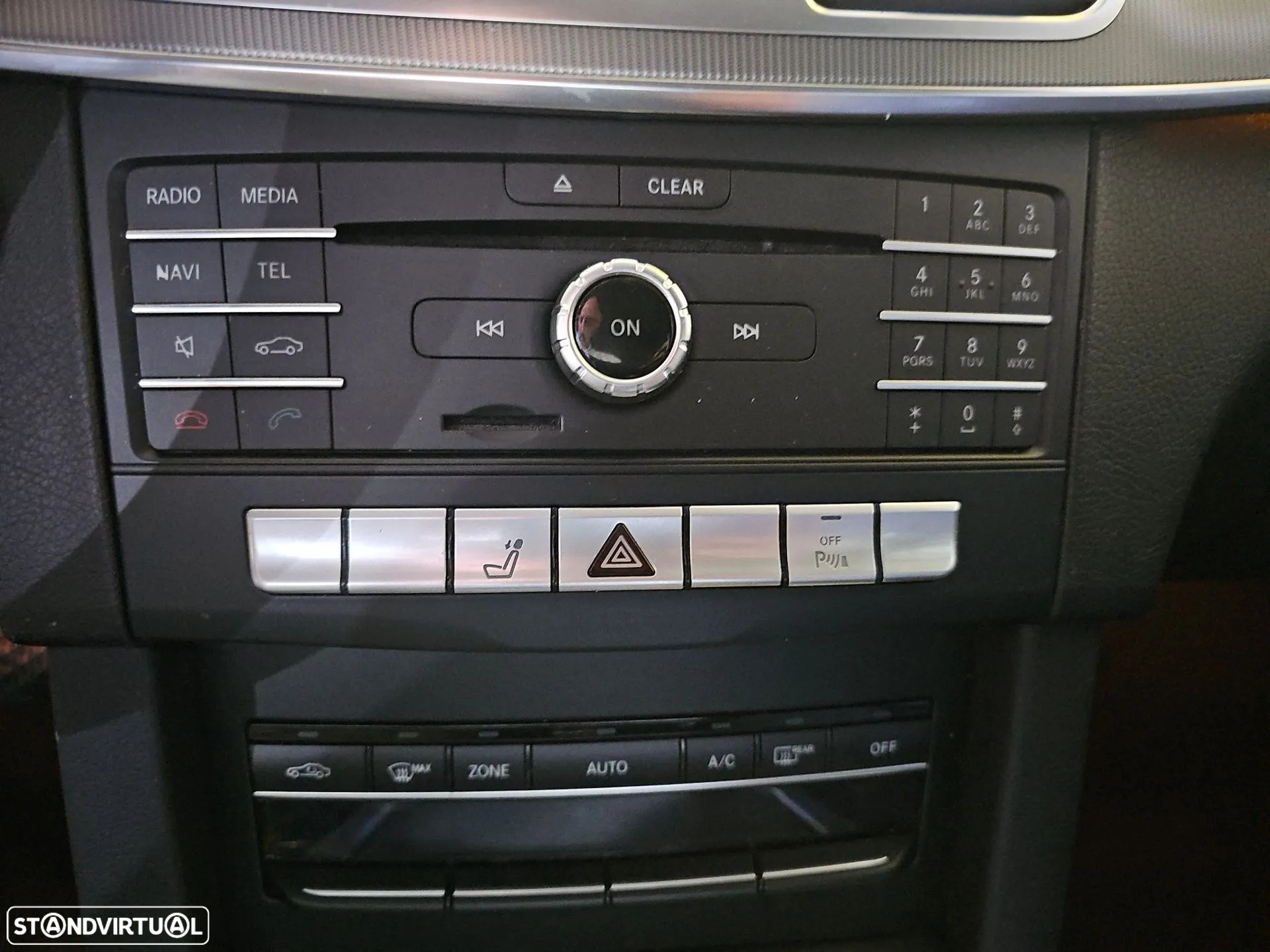 Mercedes-Benz E 300 Bluetec Hybrid Avantgarde - 13