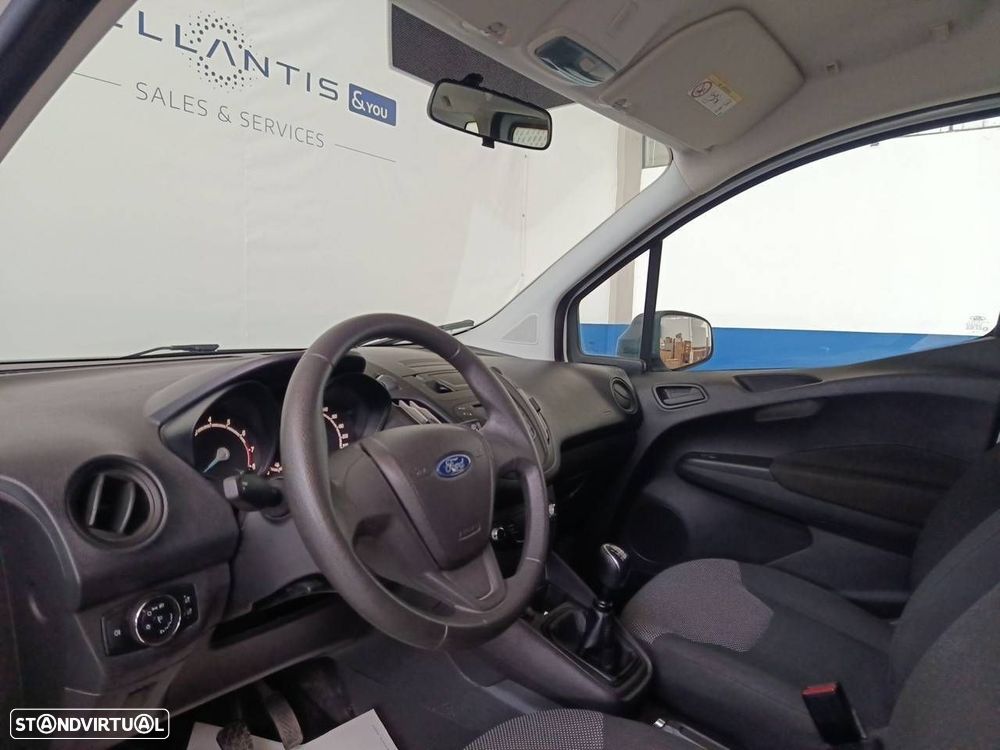 Ford Tourneo Courier 1.0 EcoBoost Ambiente - 8