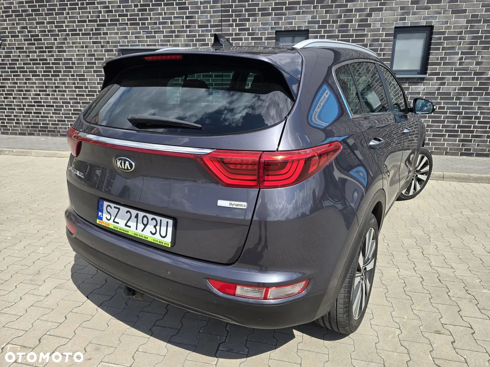 Kia Sportage 1.7 CRDI 2WD Dream-Team Edition - 11