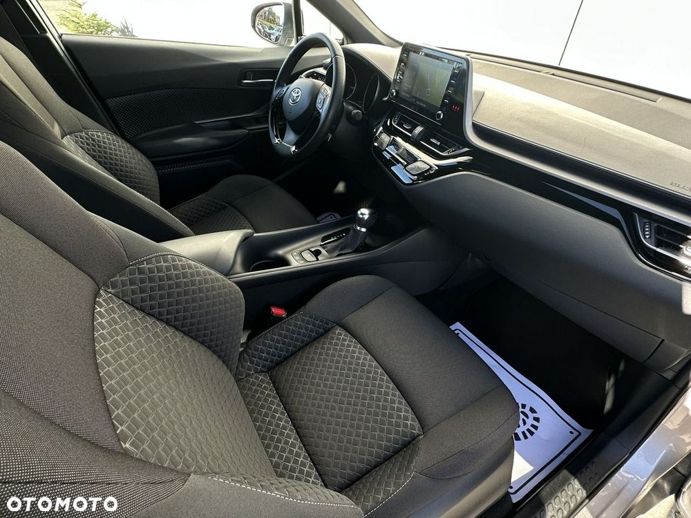 Toyota C-HR - 18