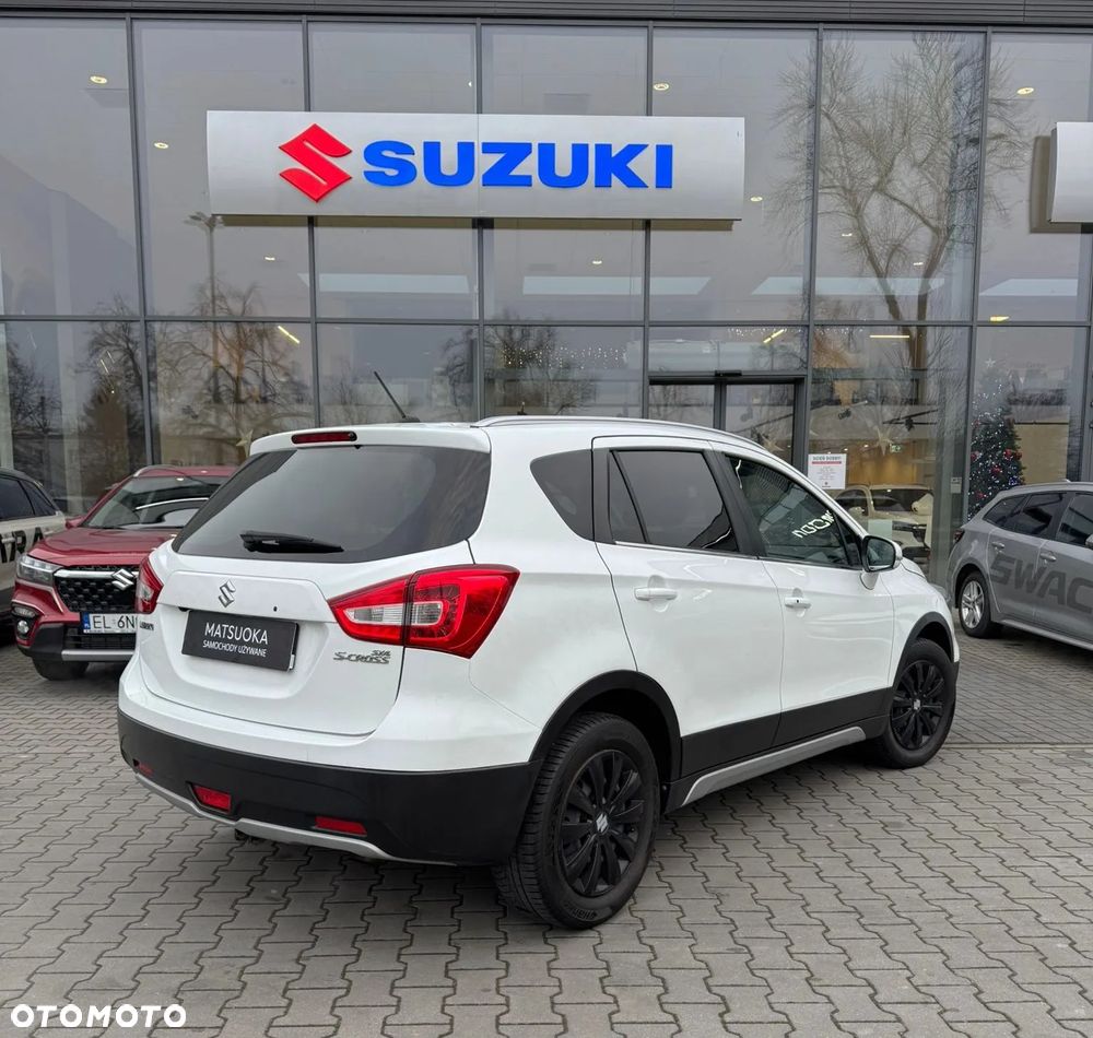 Suzuki SX4 1.6 Premium - 4