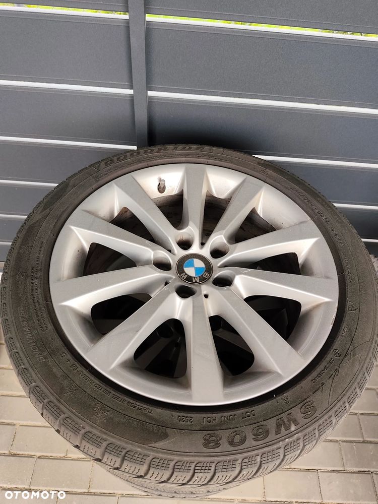 BMW Seria 5 520d - 32