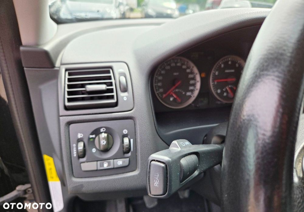 Volvo V50 - 36