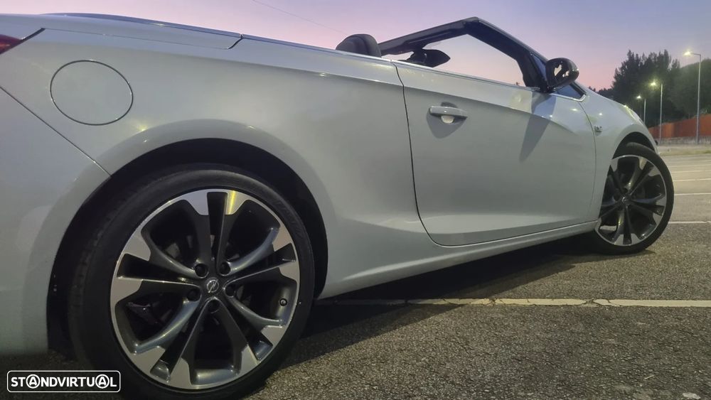 Opel Cascada 1.6 DI Turbo Auto Ultimate - 2