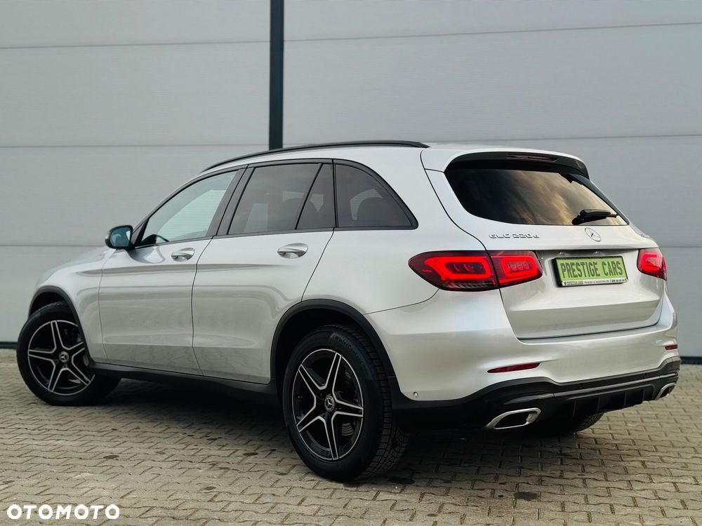 Mercedes-Benz GLC 220 d 4Matic 9G-TRONIC AMG Line Plus - 10