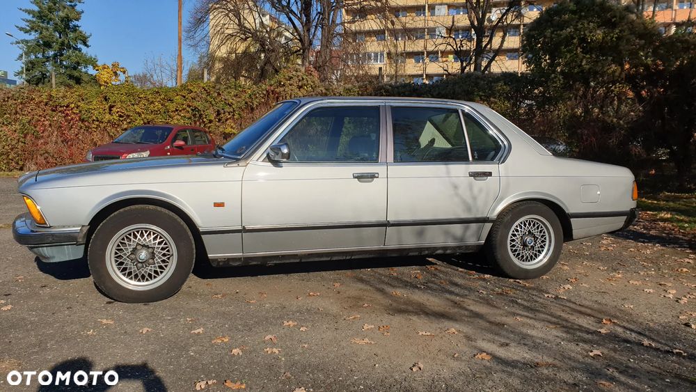 BMW Seria 7 - 19