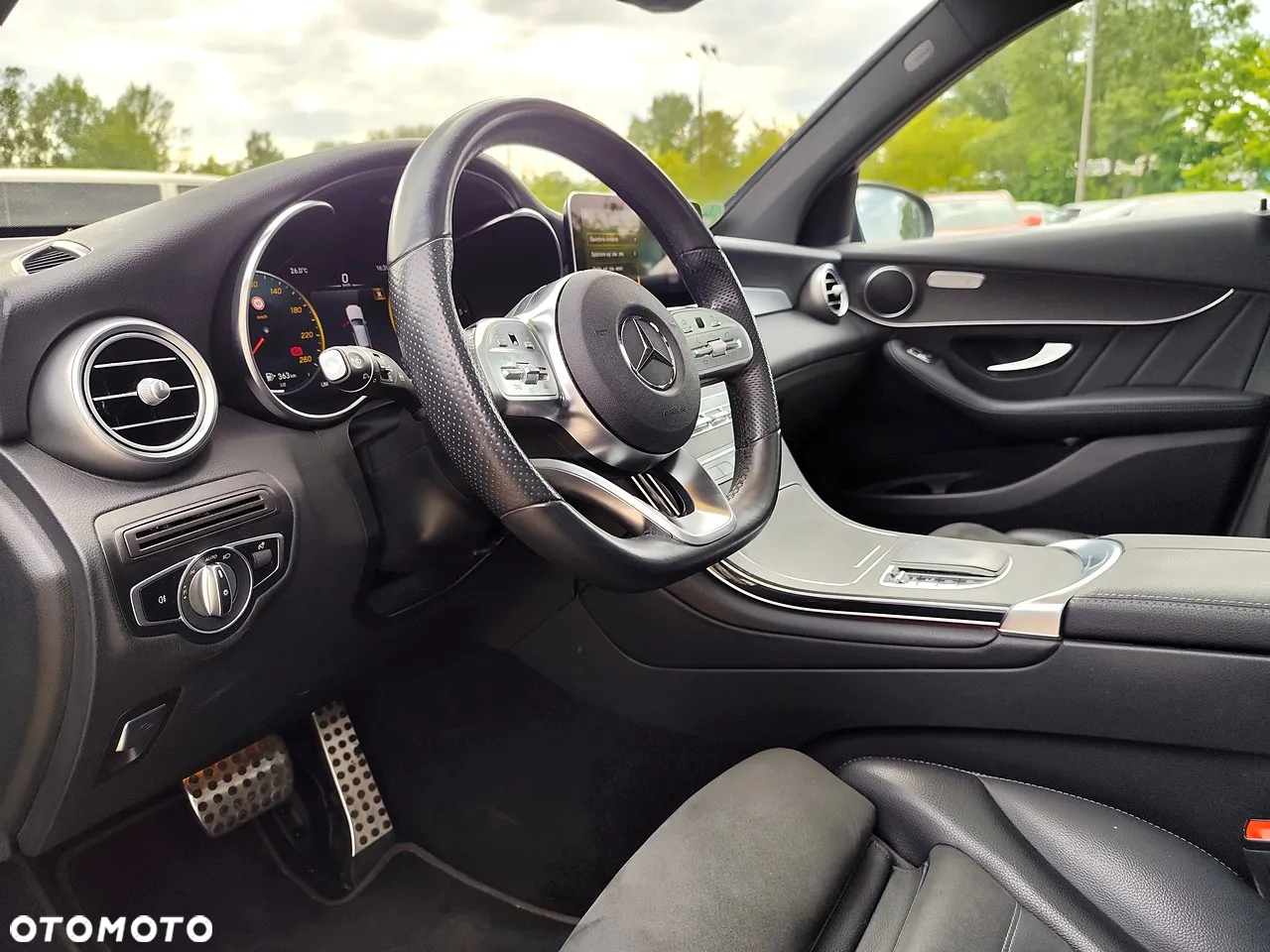 Mercedes-Benz GLC 220 d 4Matic 9G-TRONIC AMG Line Plus - 12