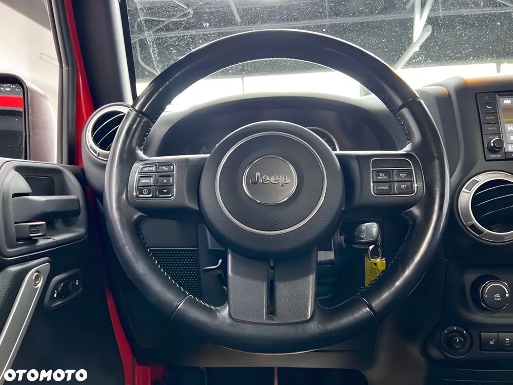 Jeep Wrangler 3.6 Unlim Sahara - 13