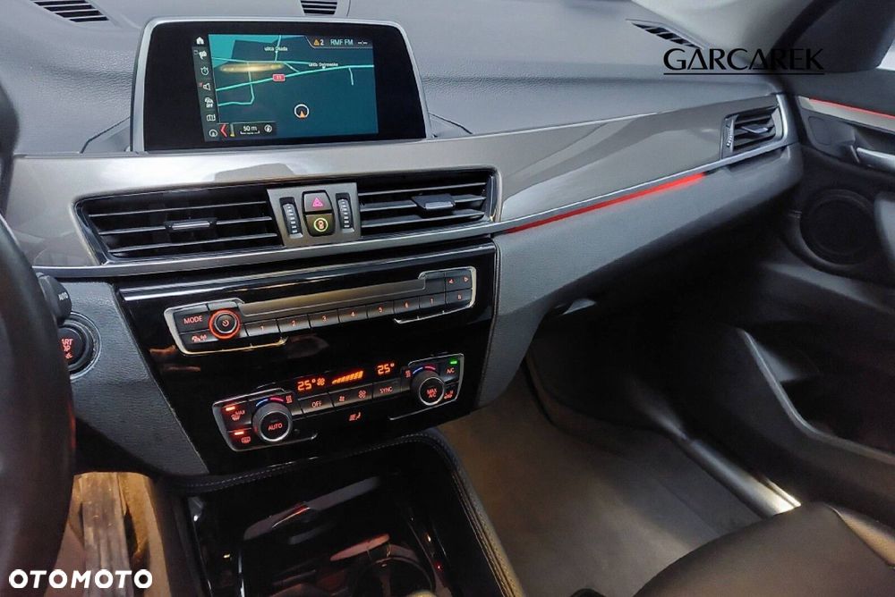 BMW X1 sDrive16d xLine - 15