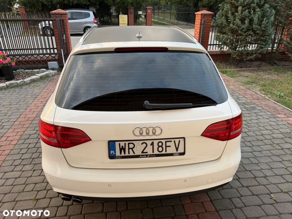 Audi A4 Avant - 10