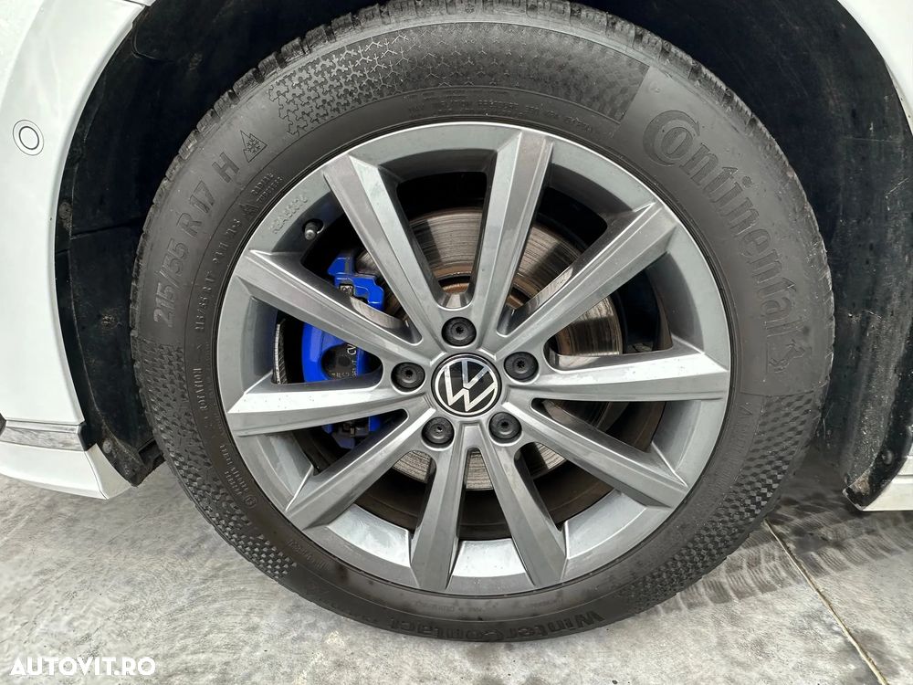 Volkswagen Passat - 29