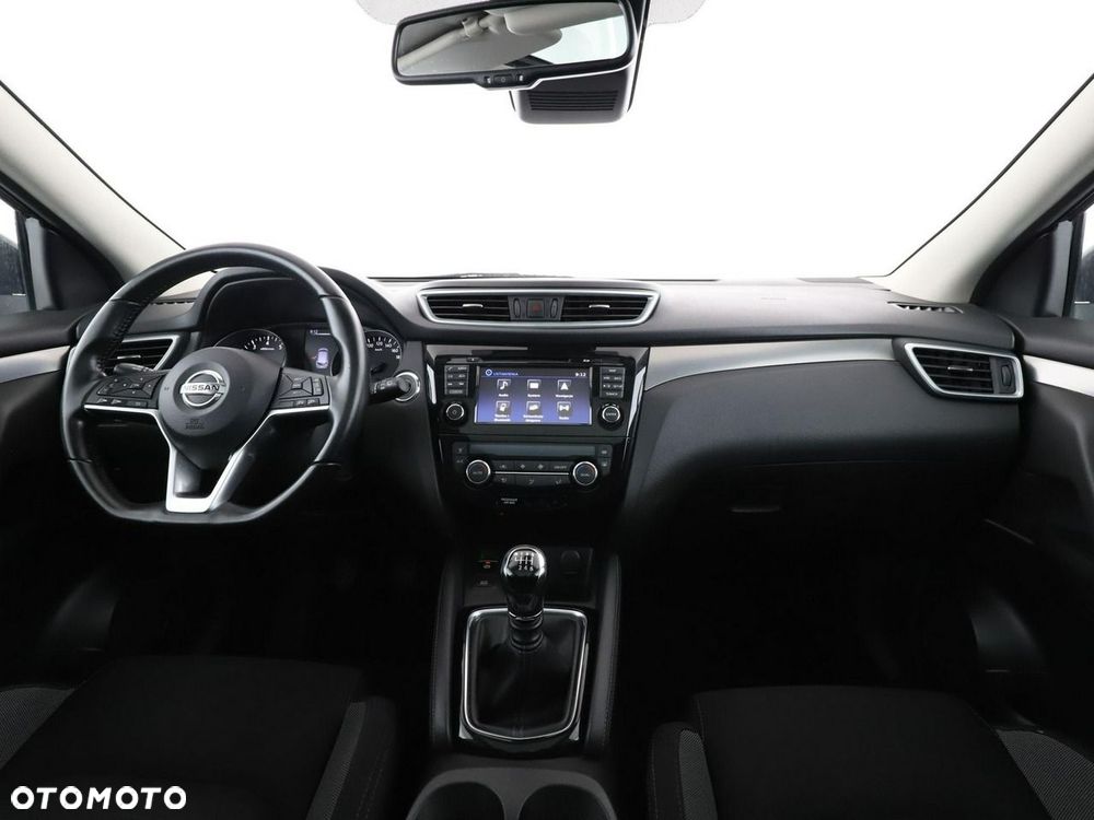 Nissan Qashqai 1.6 DIG-T N-Connecta - 16