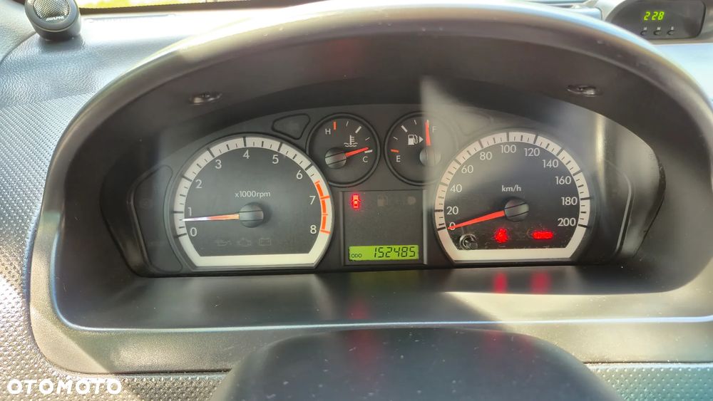 Chevrolet Aveo 1.2 16V Base - 10