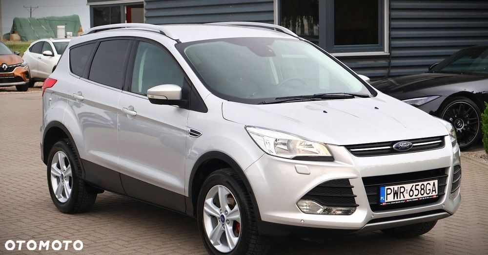 Ford Kuga 1.5 EcoBoost 2x4 Business Edition - 9