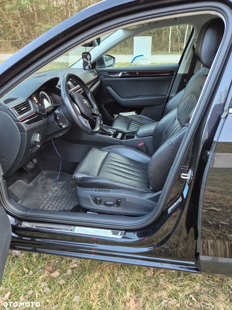 Skoda Superb 2.0 TDI 4x4 L&K DSG - 11
