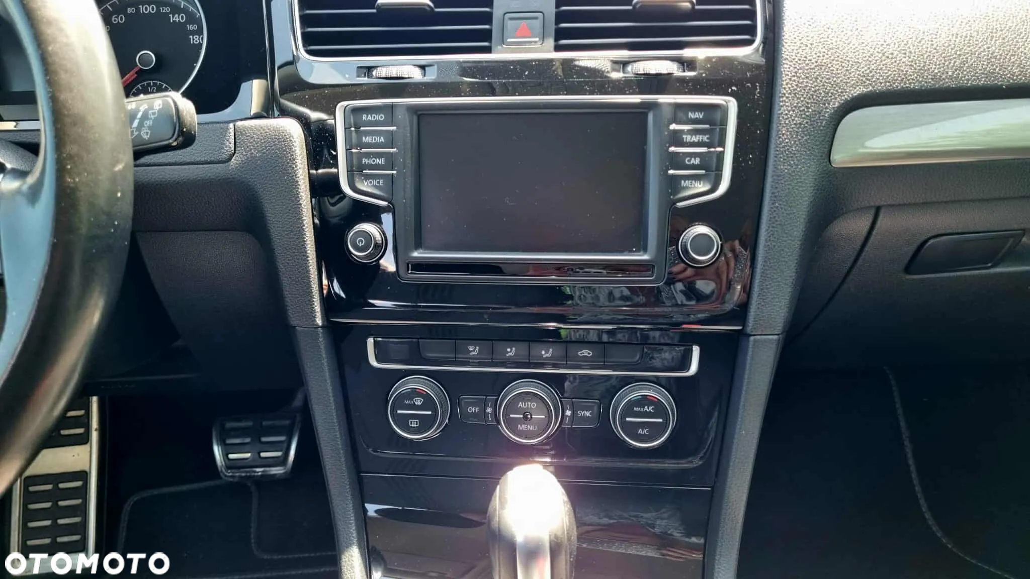 Volkswagen Golf 1.6 TDI BlueMotion Technology DSG Allstar - 14