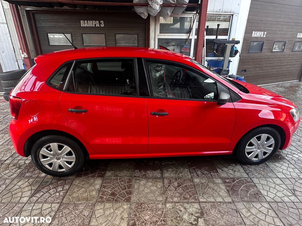 Volkswagen Polo 1.2 Attractive - 5