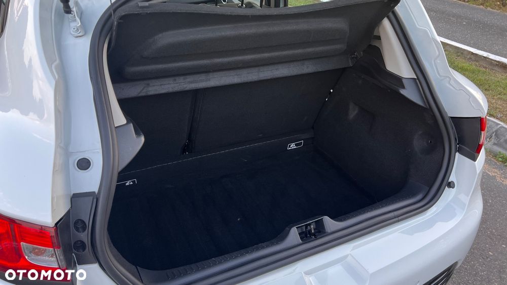 Renault Clio 0.9 TCe Limited - 8
