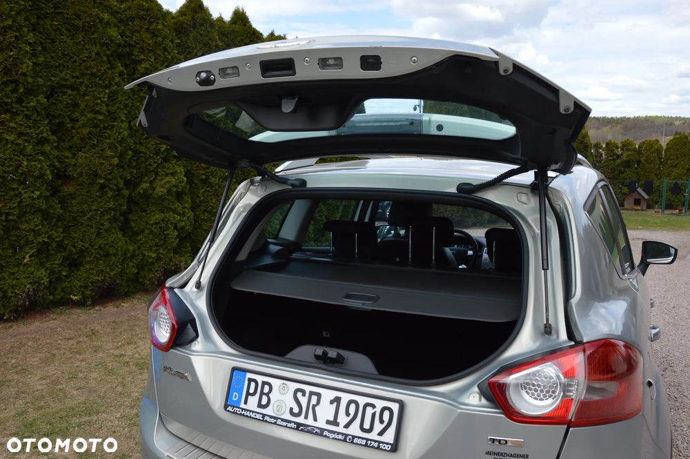 Ford Kuga - 6