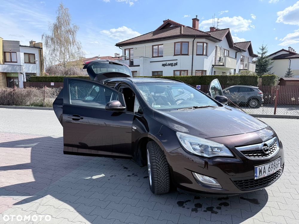 Opel Astra - 2