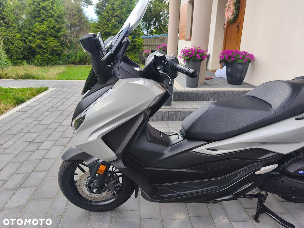 Honda NSS - 23