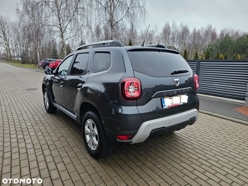 Dacia Duster 1.6 SCe Prestige - 24