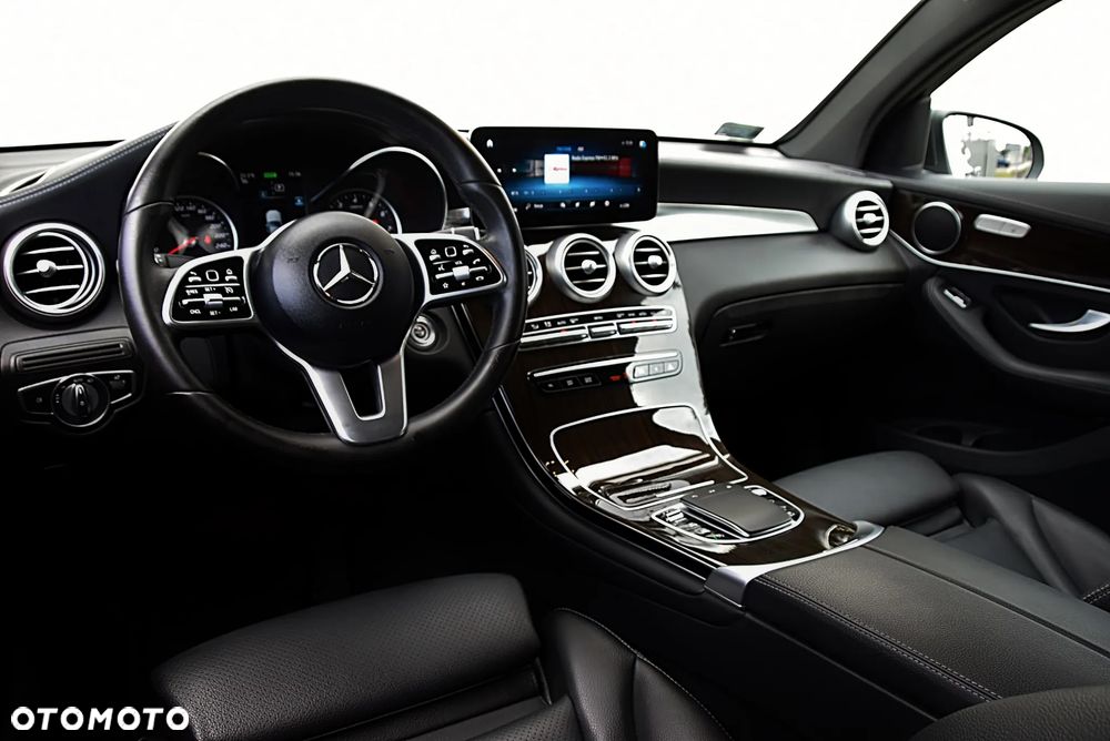 Mercedes-Benz GLC 200 4Matic 9G-TRONIC - 25