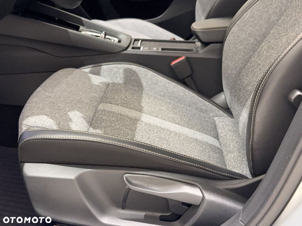 Skoda Octavia 2.0 TDI Selection DSG - 23