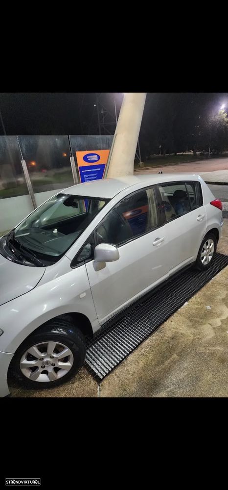 Nissan Tiida - 2