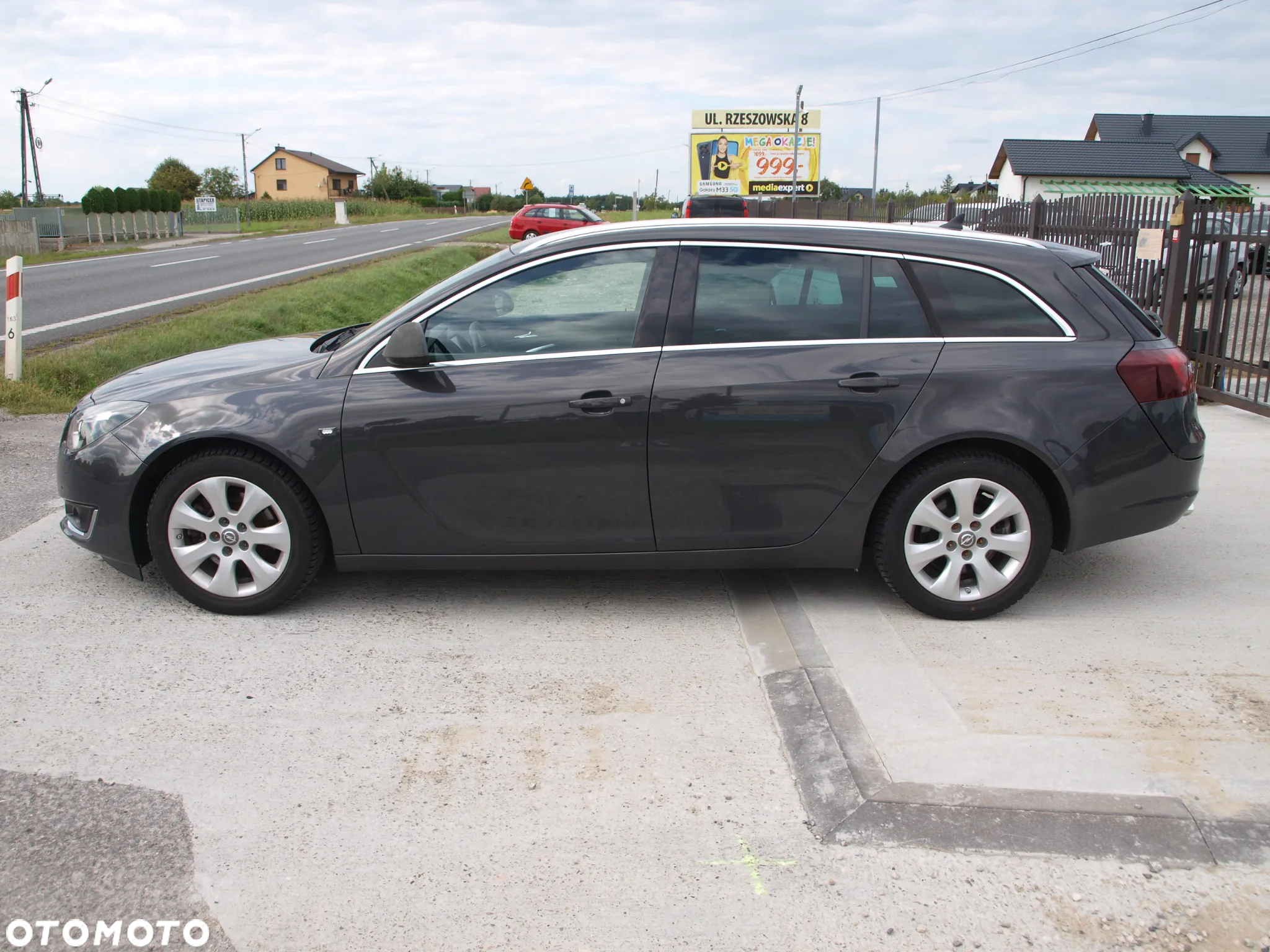 Opel Insignia - 2