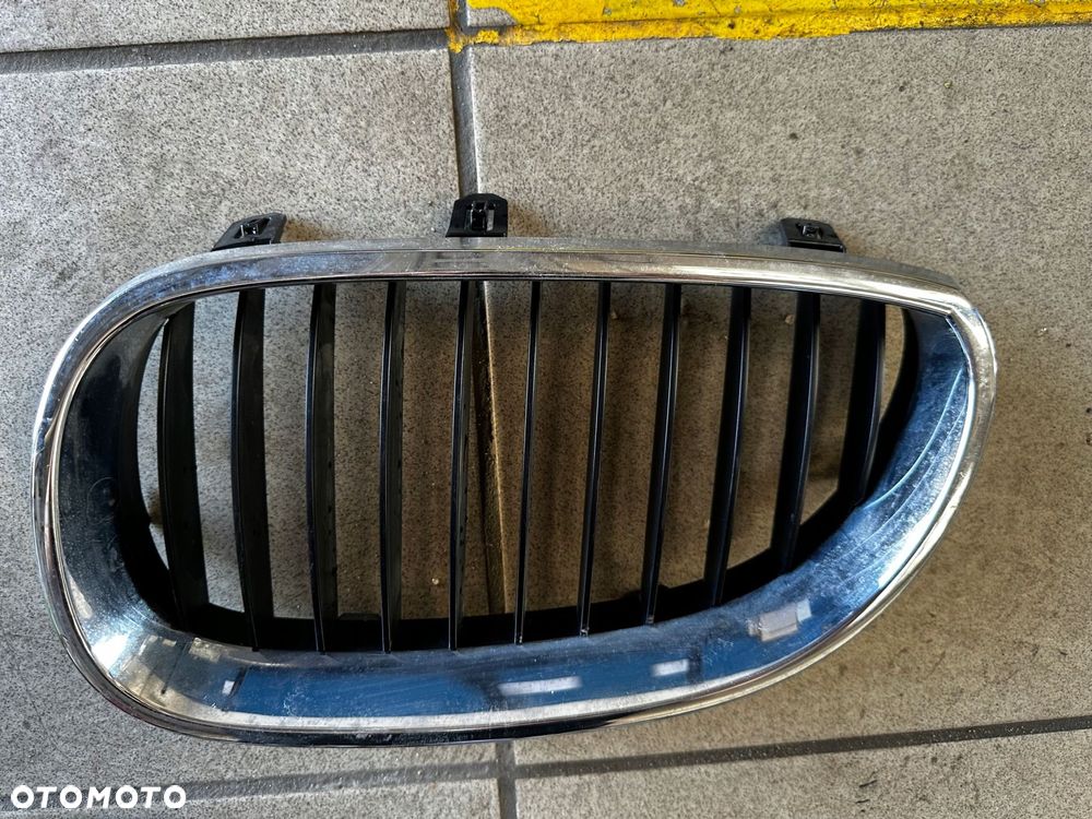 atrapa nerka lewa bmw e60 e61 51137065701 - 8