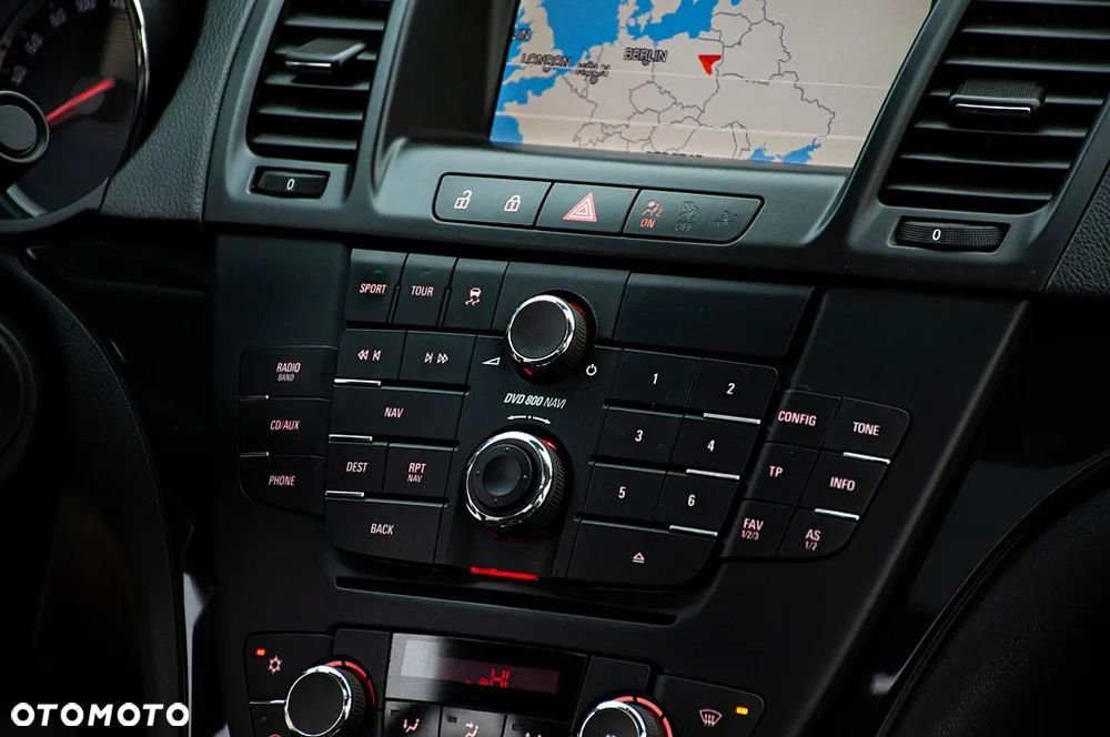 Opel Insignia 1.6 Turbo Sport - 36