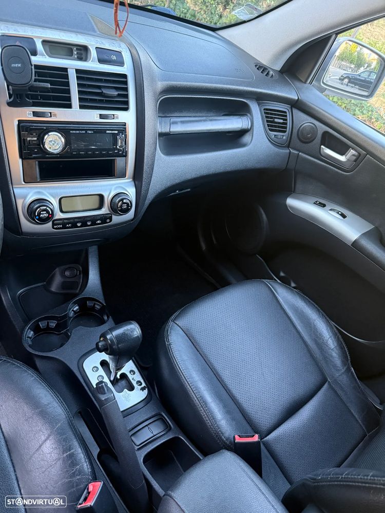 Kia Sportage 2.0 CRDI VGT LX 2WD Auto. - 2
