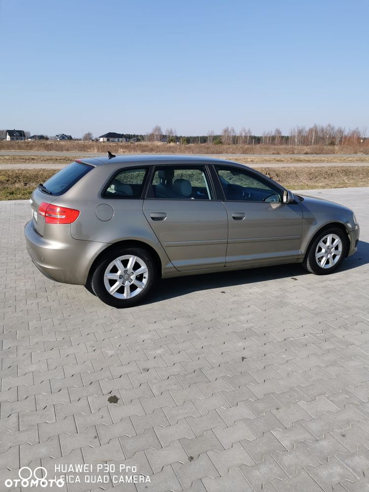 Audi A3 Sportback - 8