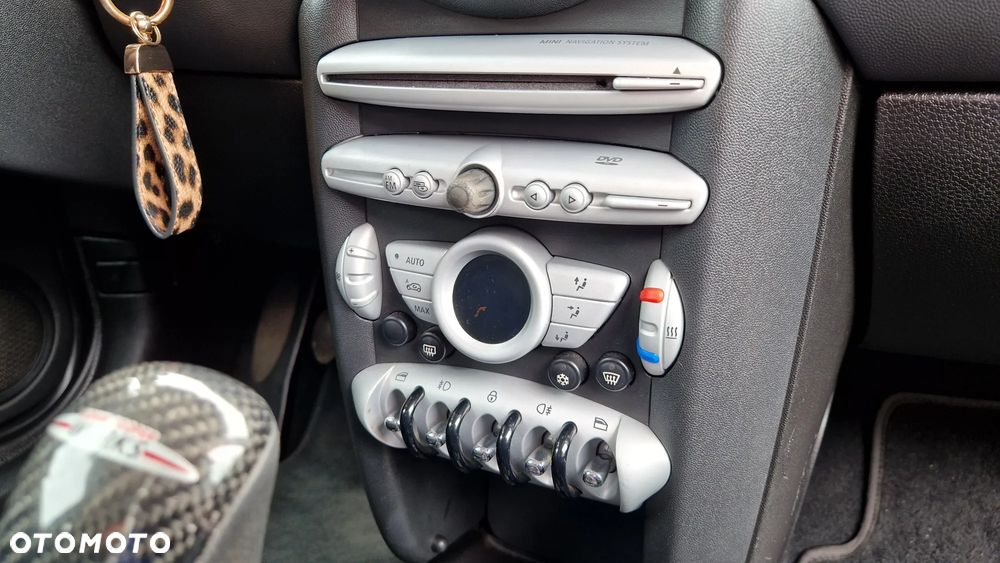 MINI Cooper Standard - 8