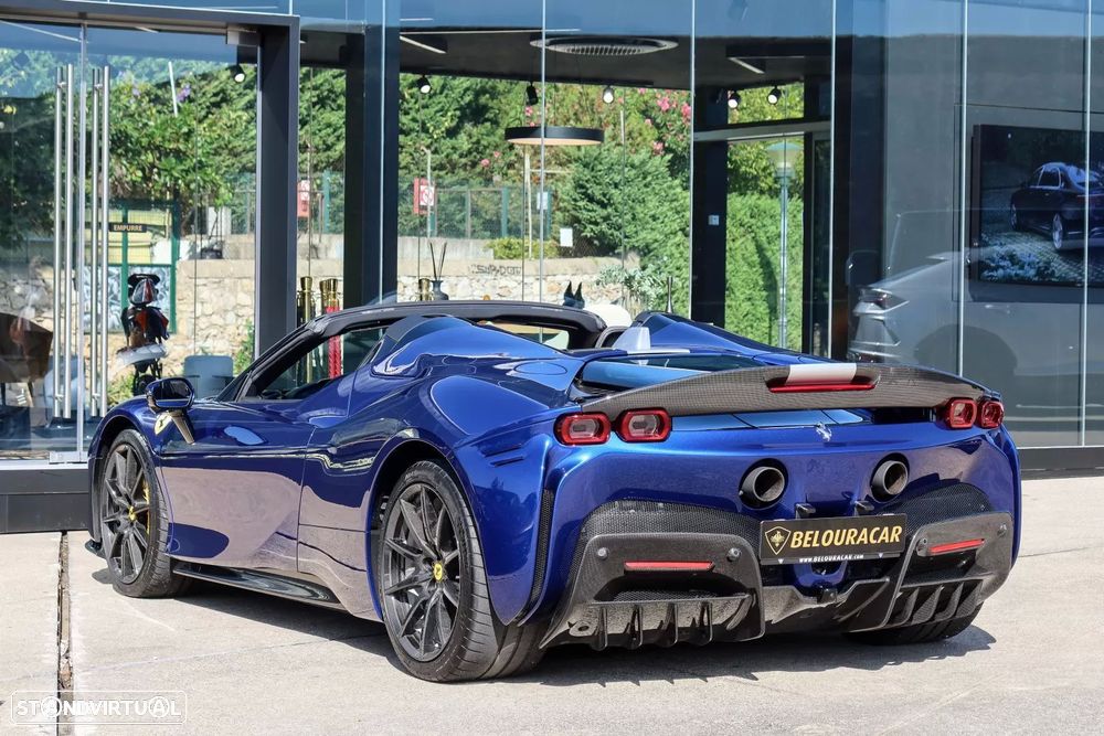 Ferrari SF90 Spider Fiorano - 3
